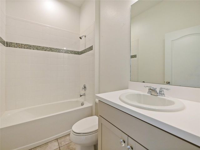 1064 GRAND HILLTOP DRIVE, Apopka, FL 32703