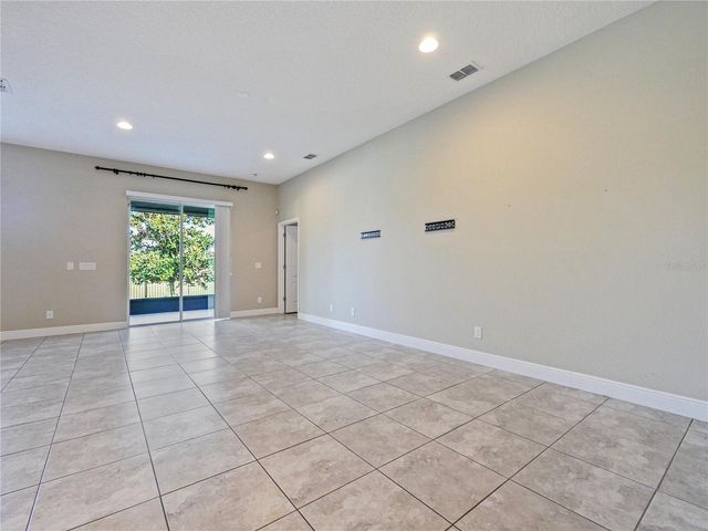 1064 GRAND HILLTOP DRIVE, Apopka, FL 32703