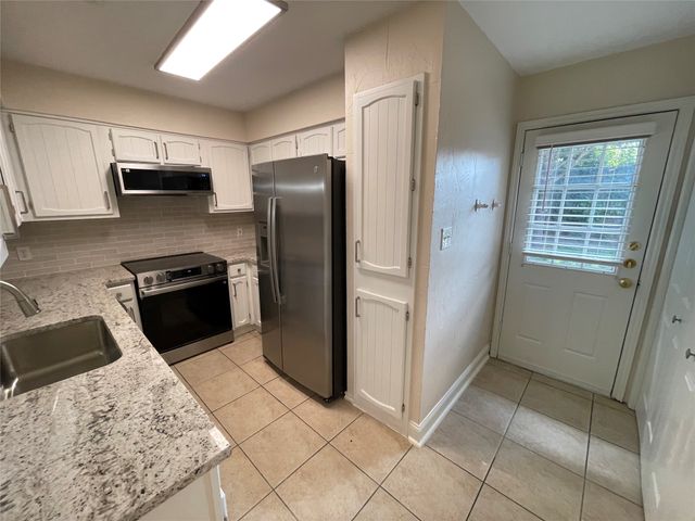 2916 Kathleen Lane, Euless, TX 76039