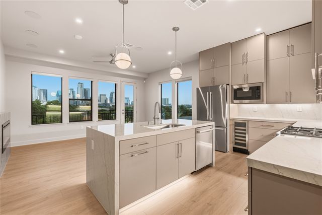 1900 S Ervay Street 416, Dallas, TX 75215