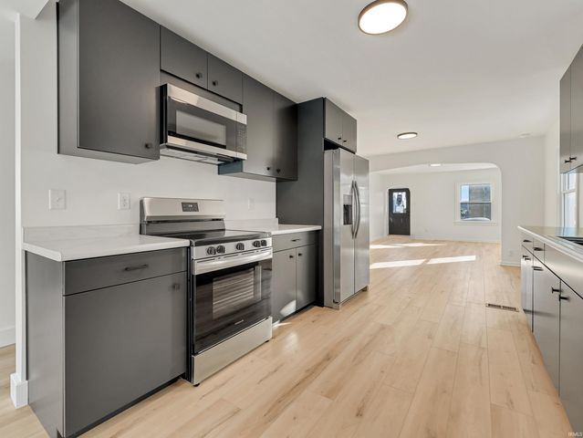 538 Clayton Avenue, Fort Wayne, IN 46808