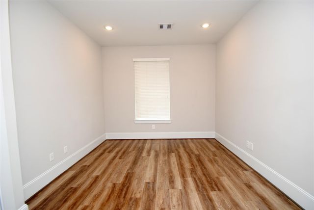 1270 N Post Oak Road A, Houston, TX 77055