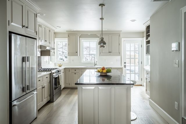 78 Howitt Rd, Boston, MA 02132