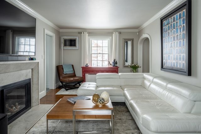 78 Howitt Rd, Boston, MA 02132