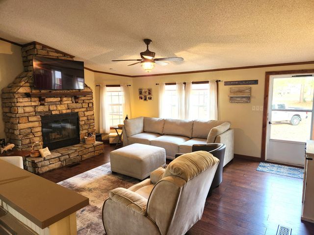 1012 Princess Trace Circle, Summerton, SC 29148