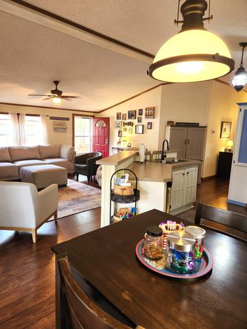 1012 Princess Trace Circle, Summerton, SC 29148