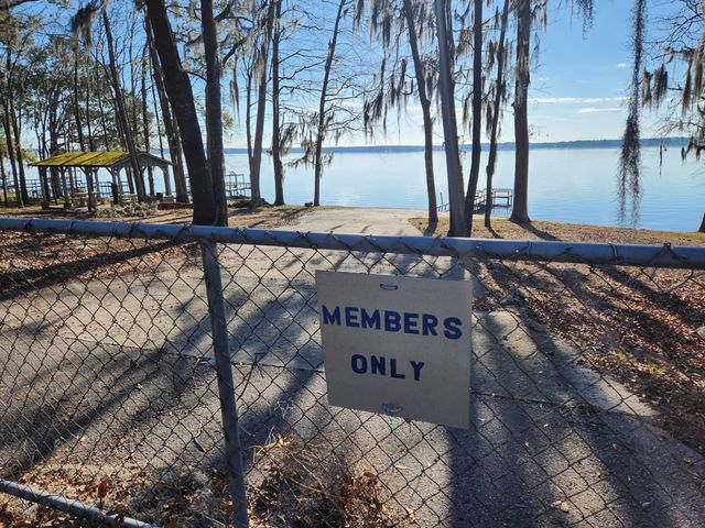 1012 Princess Trace Circle, Summerton, SC 29148