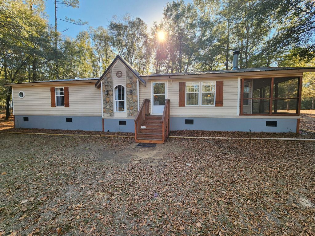 1012 Princess Trace Circle, Summerton, SC 29148