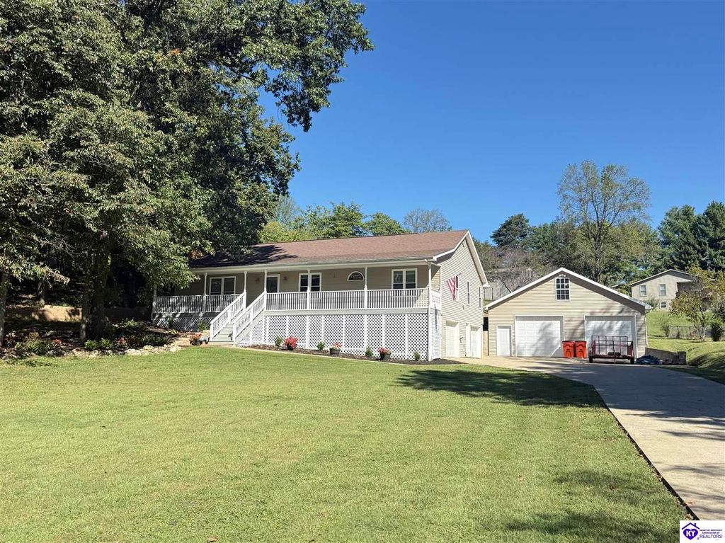 72 Five Oaks Drive, Elizabethtown, KY 42701