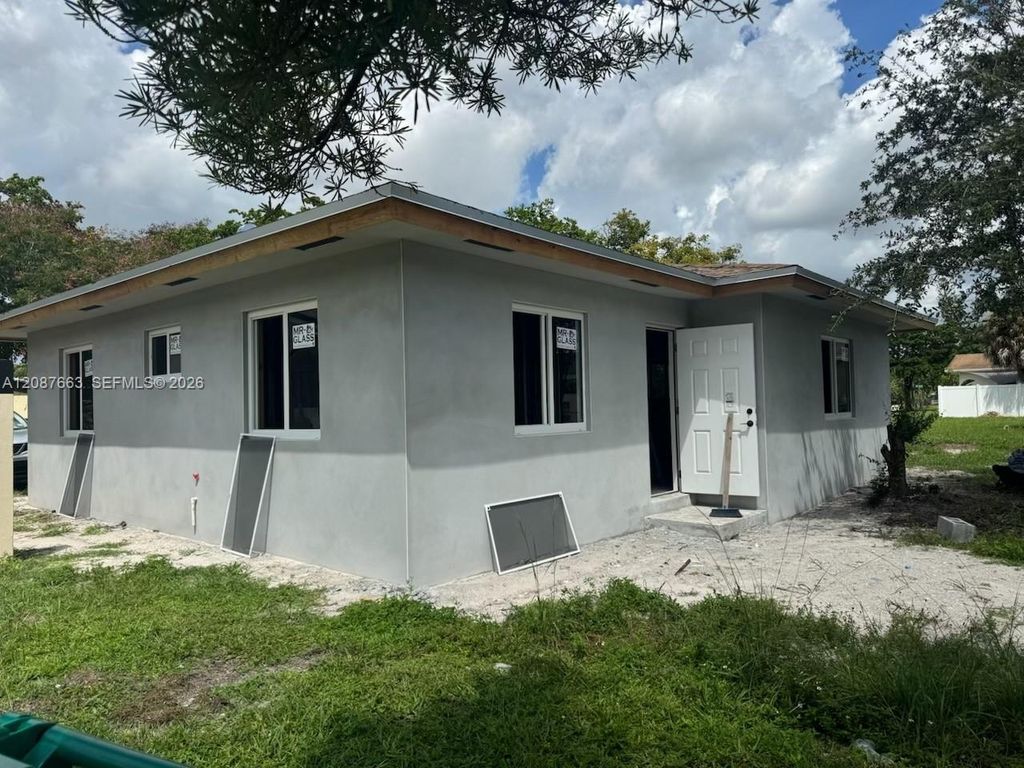 2883 NW 191st Terrace, Miami Gardens, FL 33056