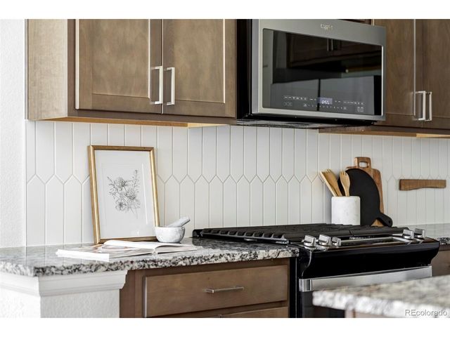 6317 Hanover St, Denver, CO 80238