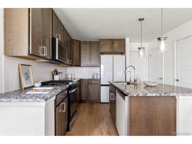 6317 Hanover St, Denver, CO 80238