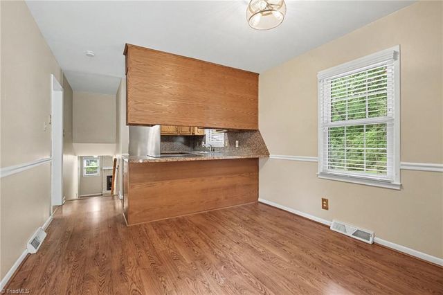 3212 Flanders Court, High Point, NC 27265