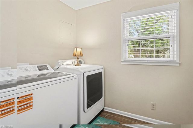 3212 Flanders Court, High Point, NC 27265