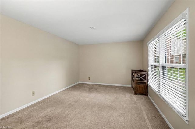 3212 Flanders Court, High Point, NC 27265
