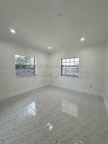 502 Madeira Ave G, Coral Gables, FL 33134