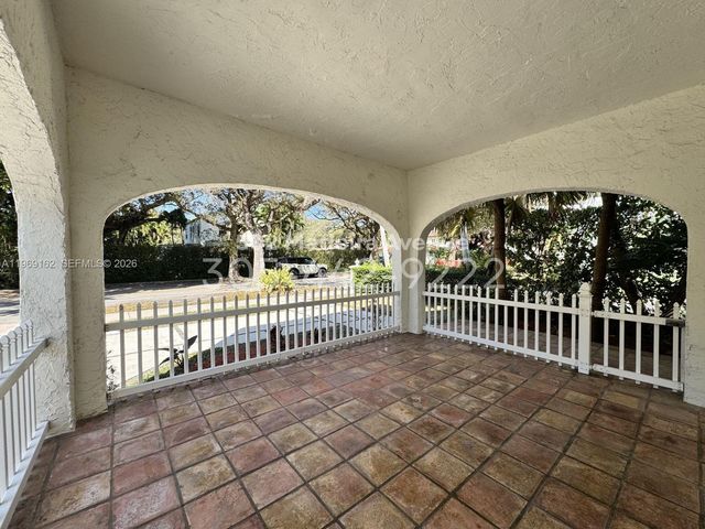 502 Madeira Ave G, Coral Gables, FL 33134