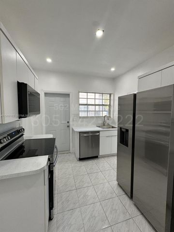 502 Madeira Ave G, Coral Gables, FL 33134