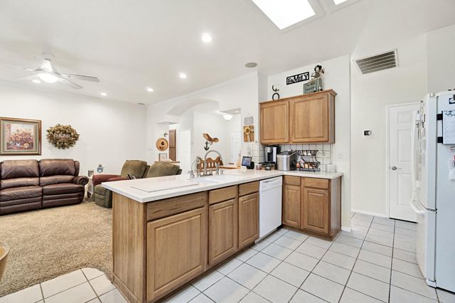 710 Northstar Drive, Hanford, CA 93230