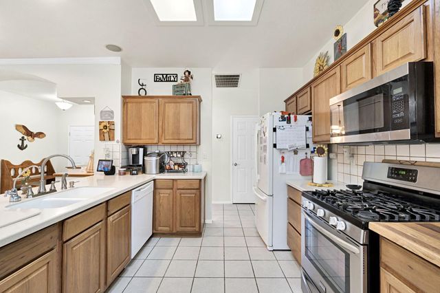 710 Northstar Drive, Hanford, CA 93230