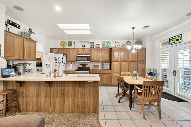 710 Northstar Drive, Hanford, CA 93230