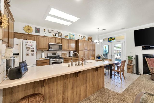 710 Northstar Drive, Hanford, CA 93230