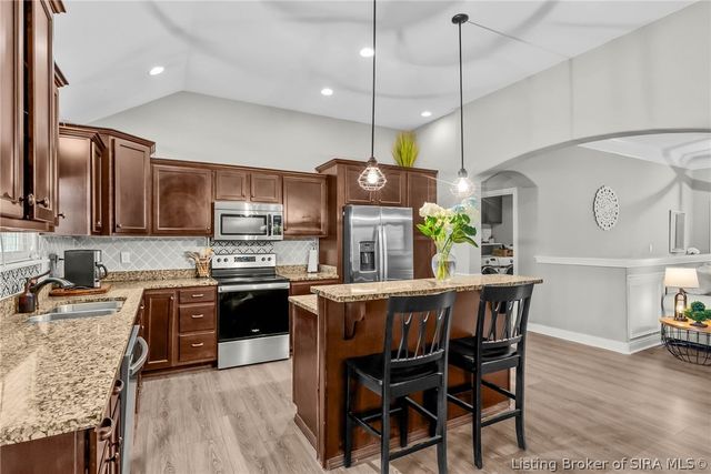 5417 Somerset Circle, Charlestown, IN 47111