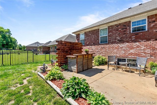 5417 Somerset Circle, Charlestown, IN 47111
