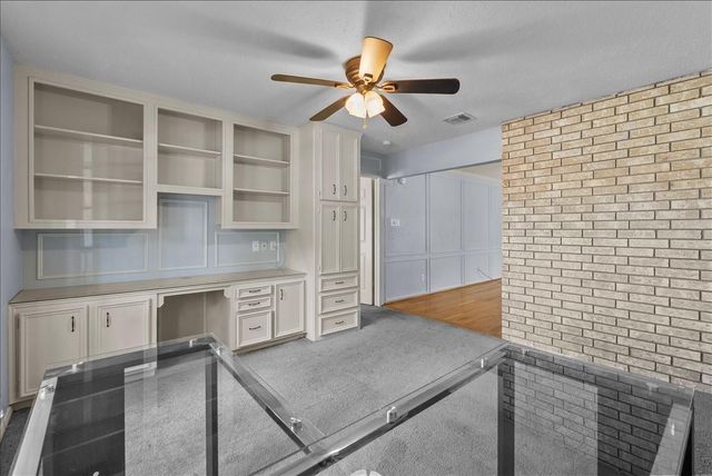 2422 Fairwind Drive, Houston, TX 77062