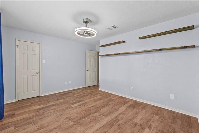 2422 Fairwind Drive, Houston, TX 77062