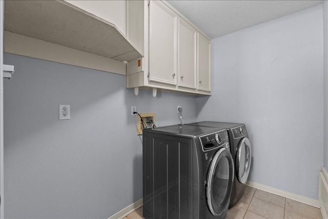 2422 Fairwind Drive, Houston, TX 77062