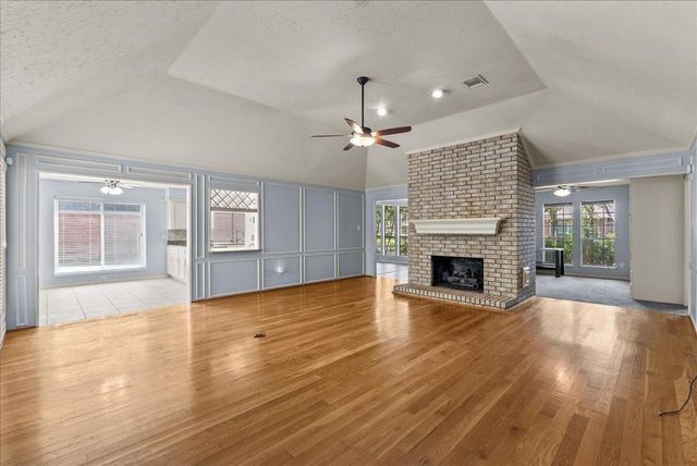 2422 Fairwind Drive, Houston, TX 77062