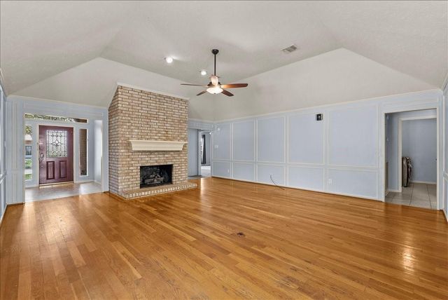 2422 Fairwind Drive, Houston, TX 77062