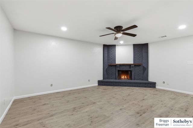 5733 Maiden Lane, Fort Worth, TX 76131