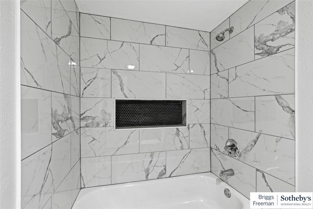 5733 Maiden Lane, Fort Worth, TX 76131