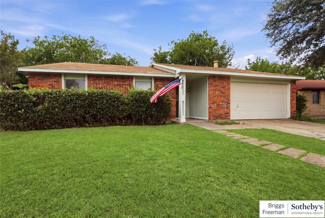 5733 Maiden Lane, Fort Worth, TX 76131