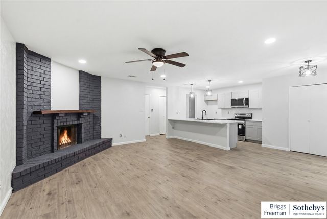 5733 Maiden Lane, Fort Worth, TX 76131