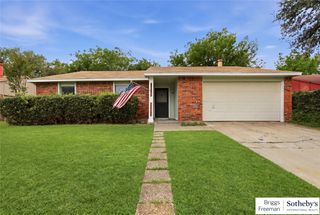5733 Maiden Lane, Fort Worth, TX 76131