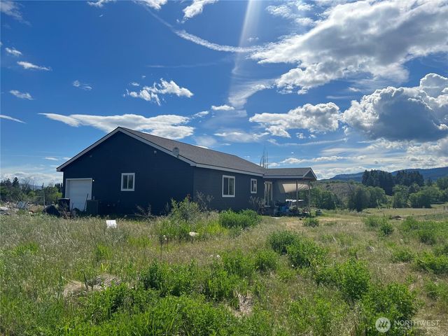 38 Miller Road, Omak, WA 98841