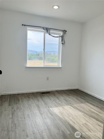 38 Miller Road, Omak, WA 98841