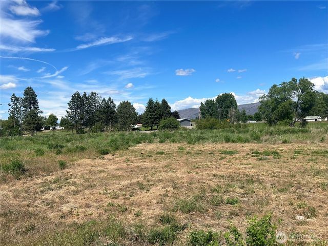 38 Miller Road, Omak, WA 98841