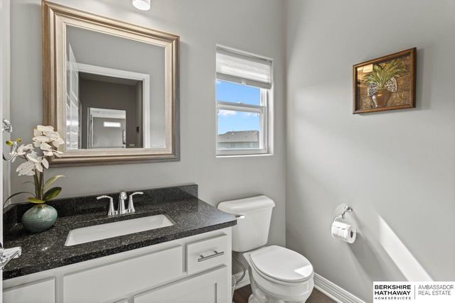 9964 S 105 Avenue, Papillion, NE 68046