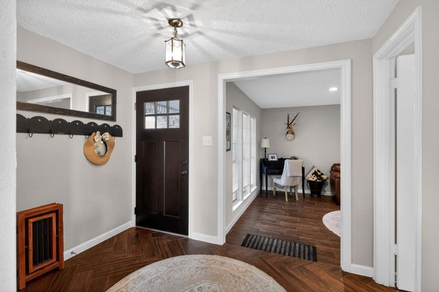 11735 Glenway Drive, Houston, TX 77070