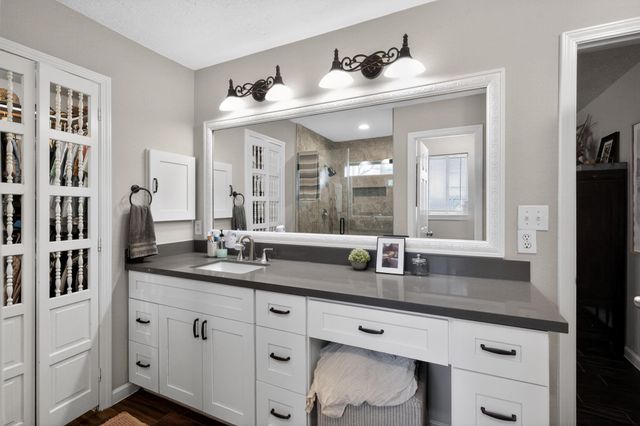 11735 Glenway Drive, Houston, TX 77070