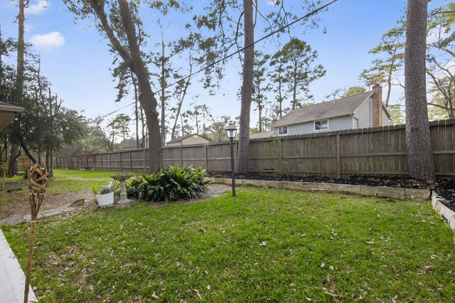 11735 Glenway Drive, Houston, TX 77070