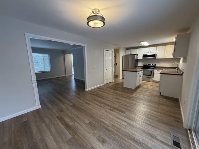 677 Doral Drive, Oxford Twp, MI 48371