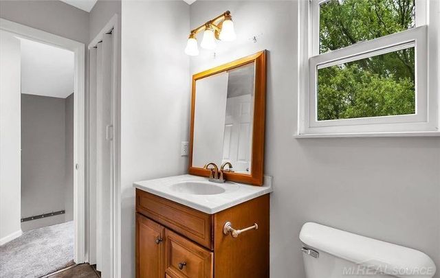 677 Doral Drive, Oxford Twp, MI 48371