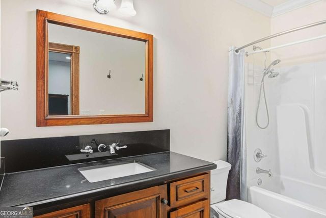 222 Deerhill Drive, Bogart, GA 30622