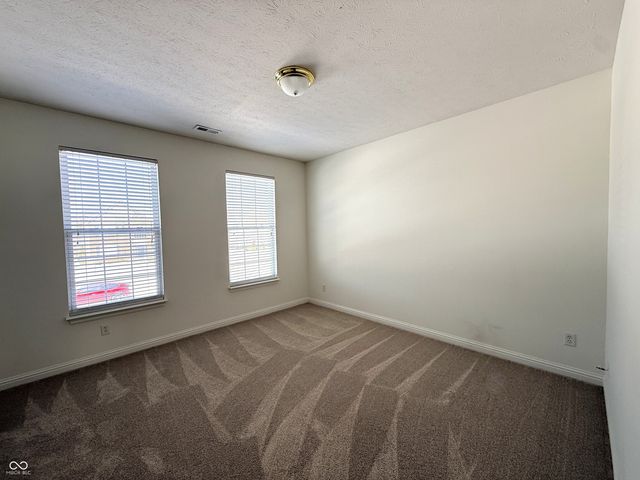 6883 Roundrock Court, Avon, IN 46123