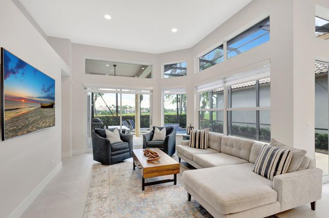 10264 Osprey Trace, West Palm Beach, FL 33412